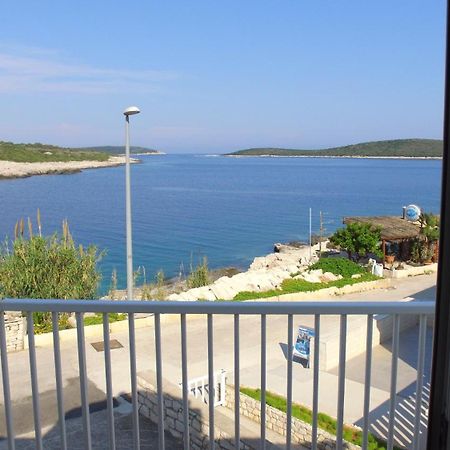 Apartment Karuza Rukavac Vis Exteriér fotografie