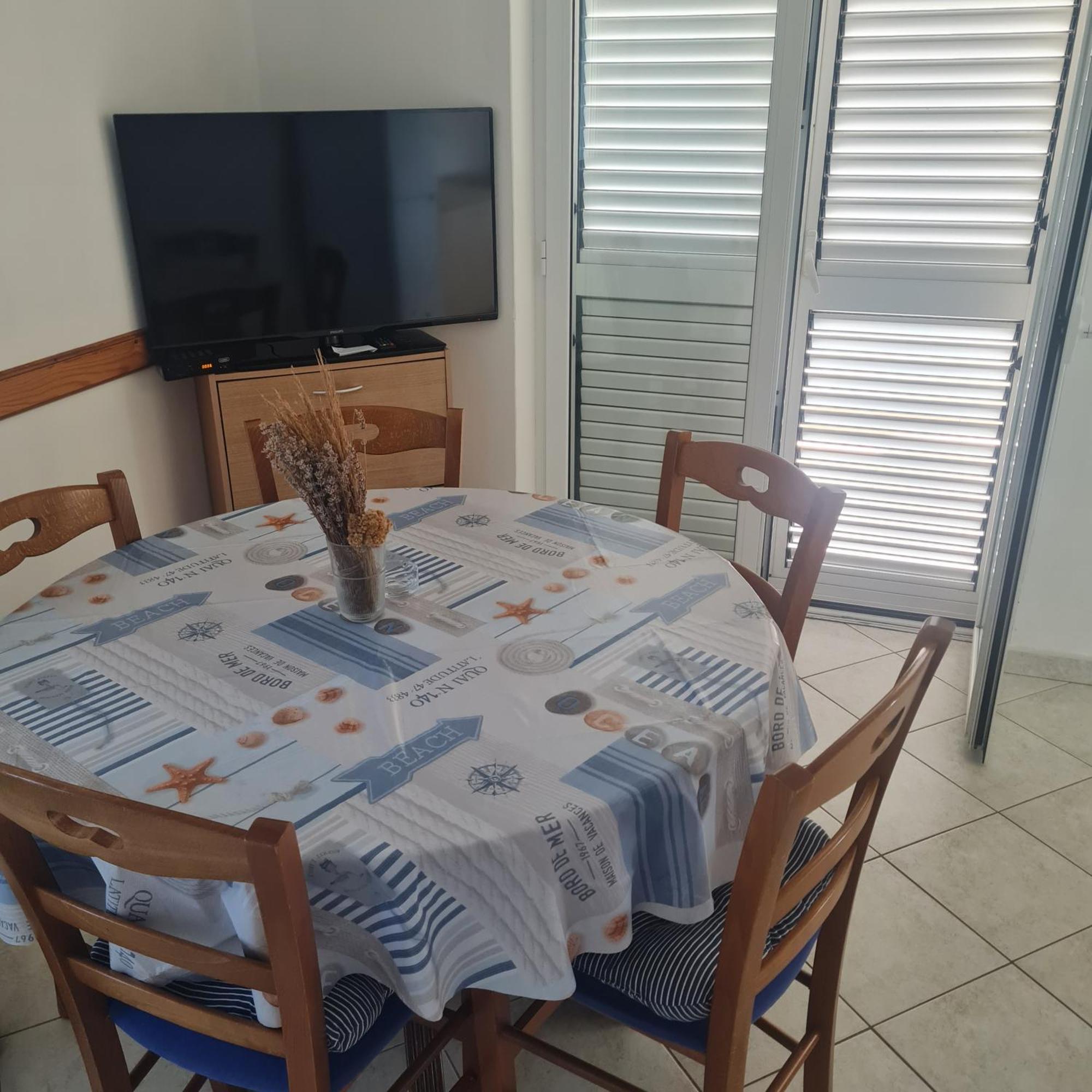 Apartment Karuza Rukavac Vis Pokoj fotografie