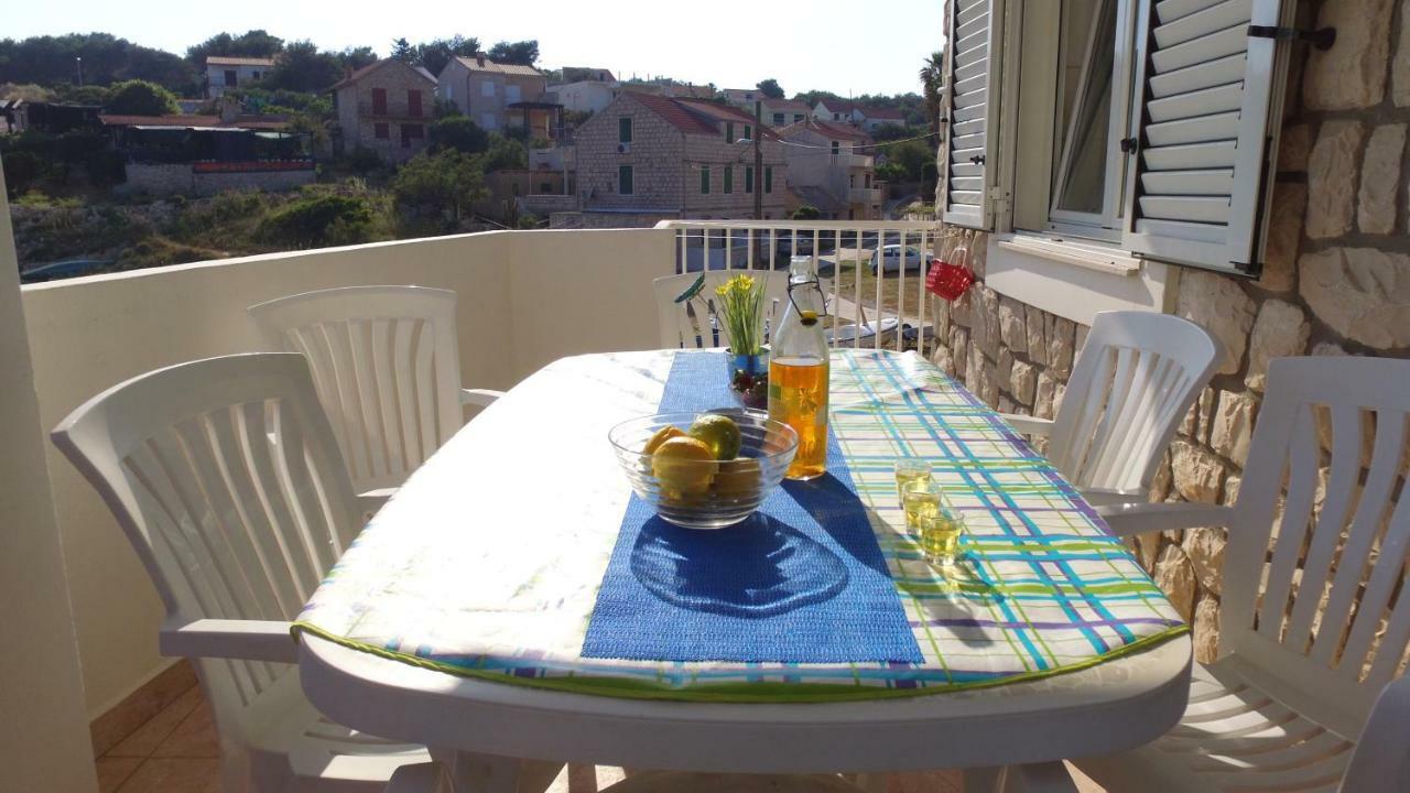 Apartment Karuza Rukavac Vis Exteriér fotografie