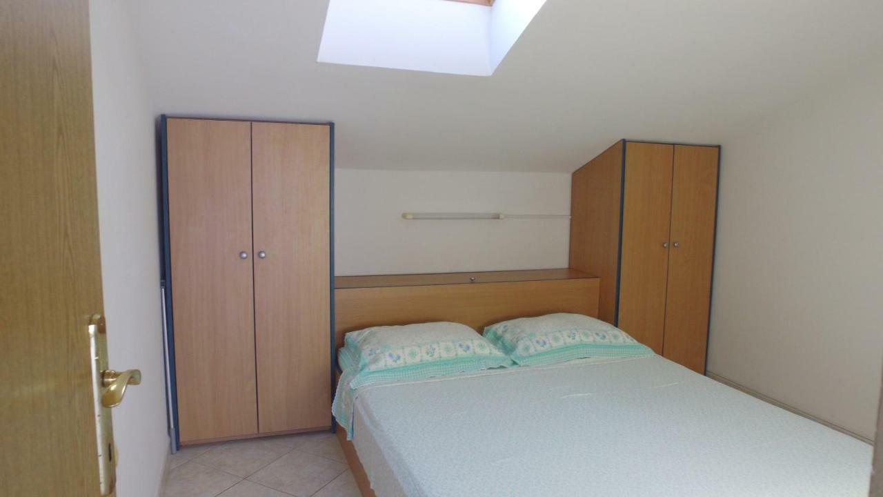 Apartment Karuza Rukavac Vis Exteriér fotografie